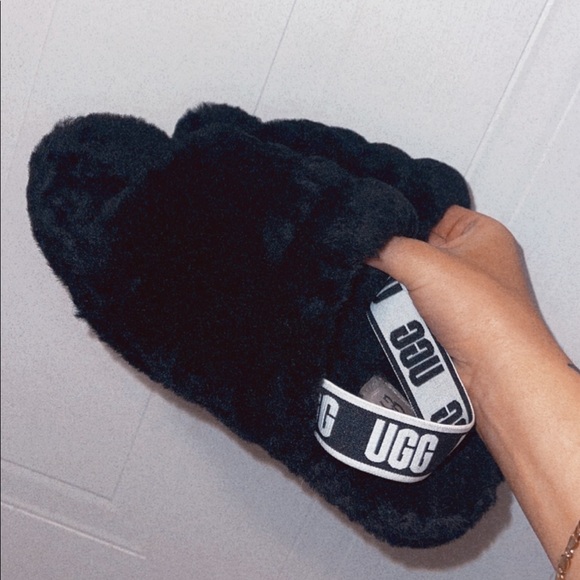 Ugg - Picture 2 of 2